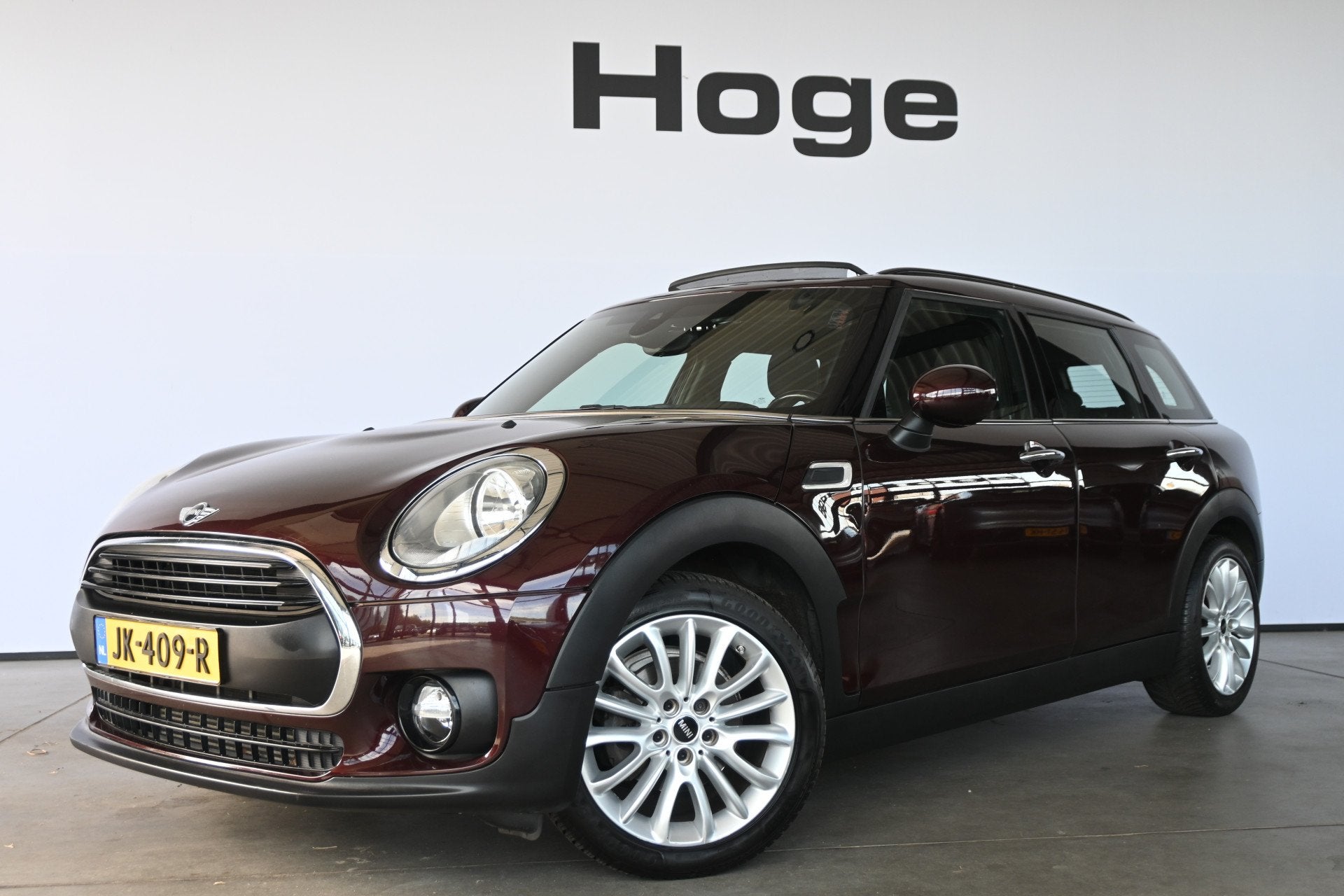 MINI Clubman 1.5 Salt Business Automaat Navigatie Panoramada, Stof, Gebruikt, 19 km/l, 3 cilinders