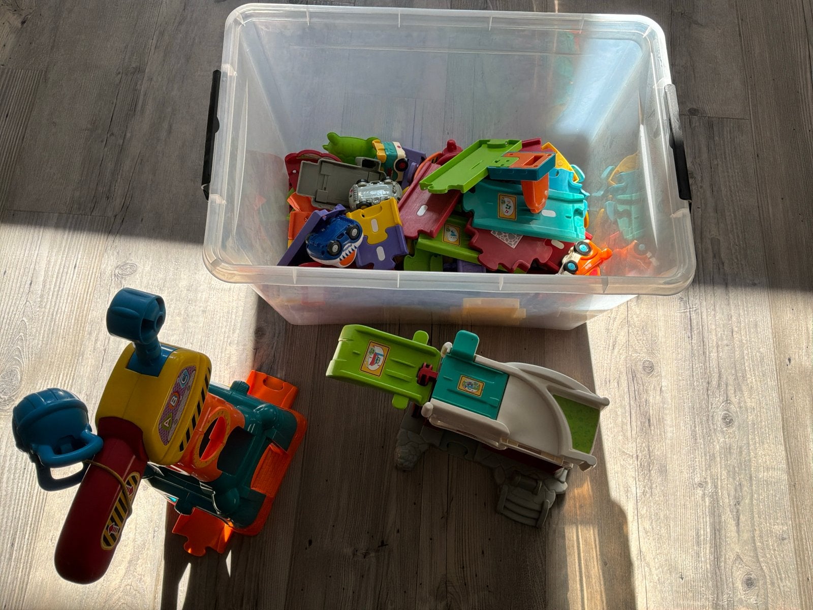Grote doos met speelgoed: VTech Toet Toet Auto's en meer, Ophalen of Verzenden, Gebruikt, Jongen of Meisje