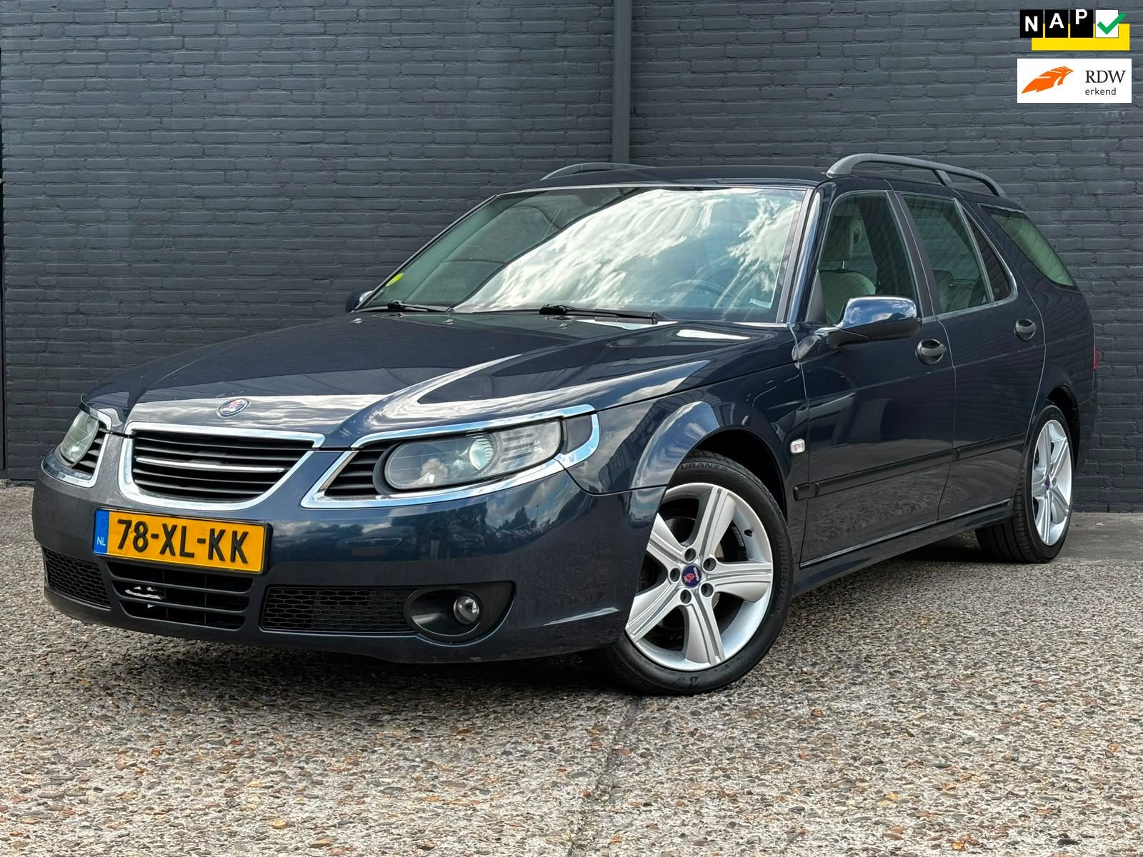 Saab 9-5 Estate 2.0t Fleet LEDER|TREKHAAK|ELEK RAMEN|AIRCO|N, Auto's, Saab, Beige, 4 cilinders, 150 pk, Blauw