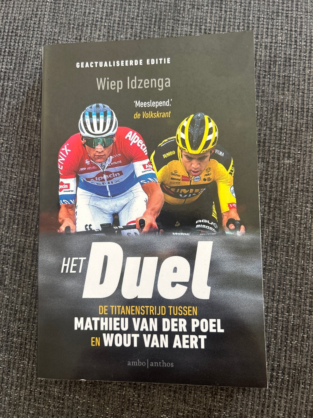 Het Duel: Mathieu van der Poel en Wout van Aert, Boeken, Verzenden, Zo goed als nieuw, Lopen en Fietsen