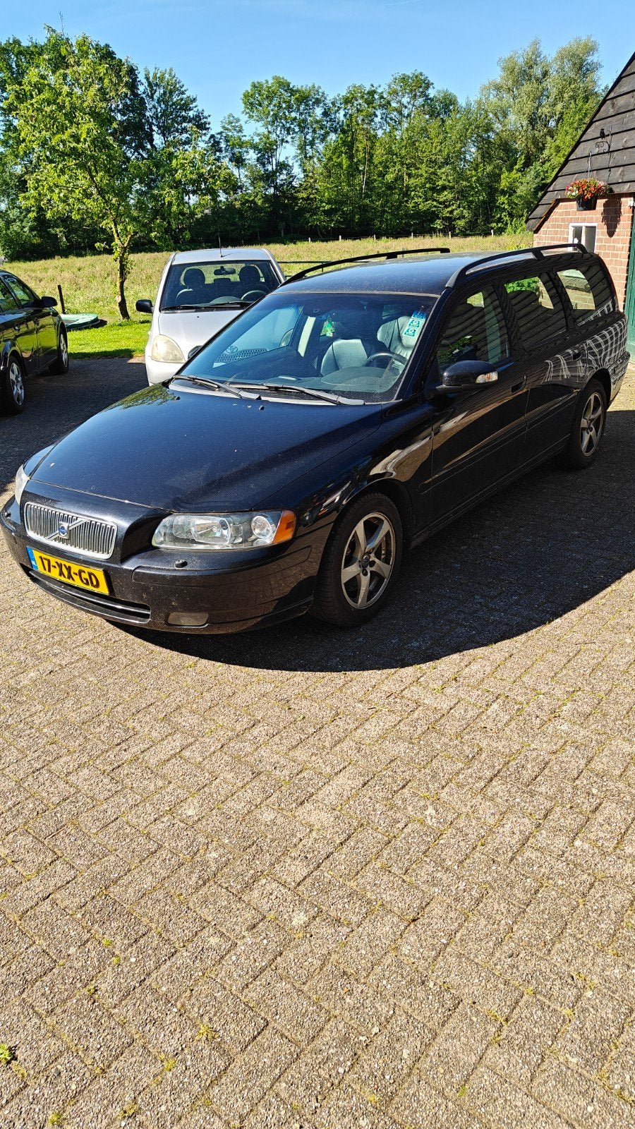 Volvo V70 2.4 D5 136KW Geartronic 2007 Zwart, Auto's, Volvo, Particulier, V70, Airbags, Airconditioning, Alarm, Centrale vergrendeling