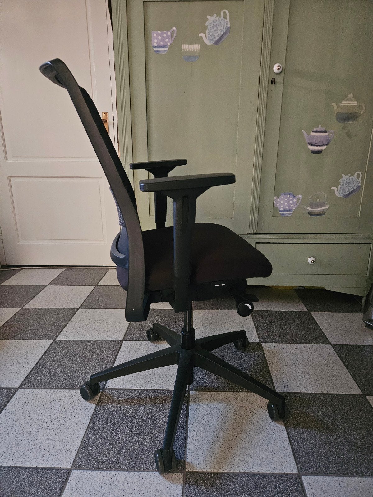 Gispen ergonomische bureaustoel, Ophalen, Zwart, Zo goed als nieuw, Bureaustoel