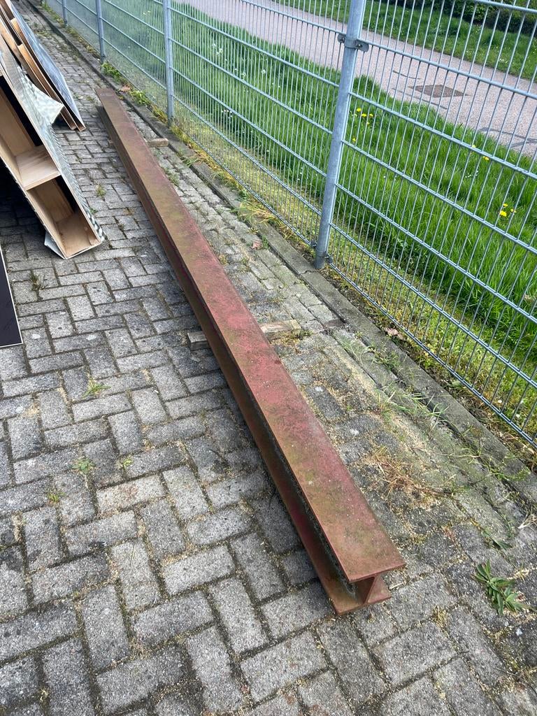 Stalen H balk 491,5 cm lang, Doe-het-zelf en Verbouw, Ophalen, Nieuw, IJzer