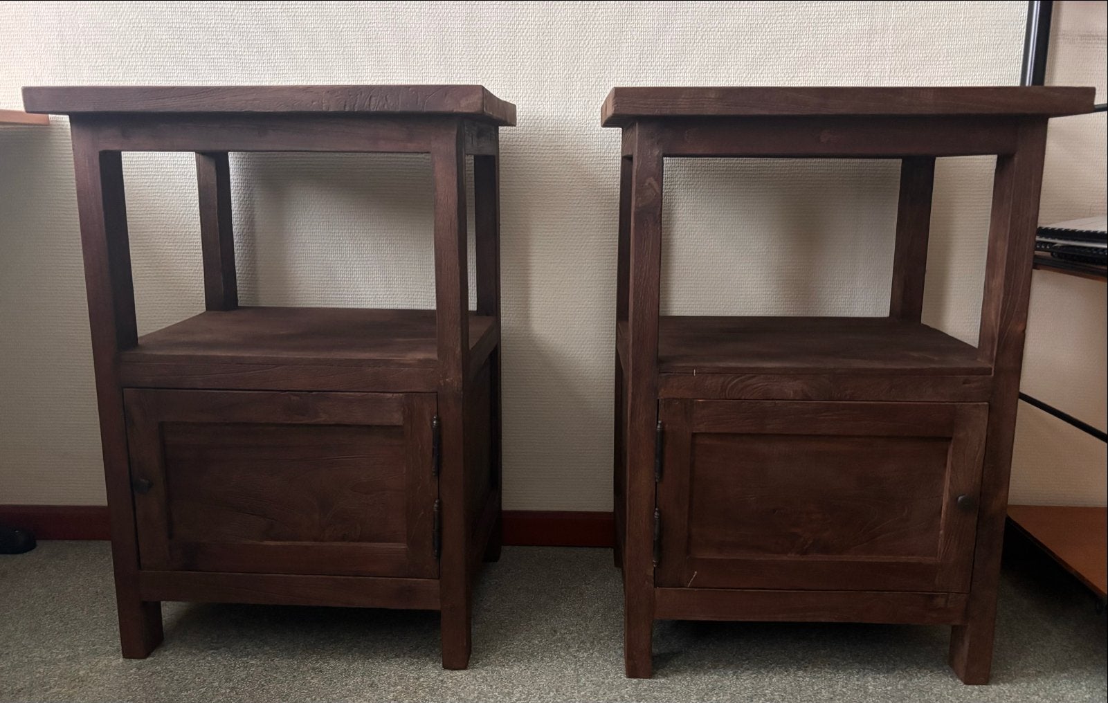 Prachtige nieuwe sober landelijke nachtkastjes, Ophalen, Minder dan 45 cm, Nieuw, 55 tot 70 cm