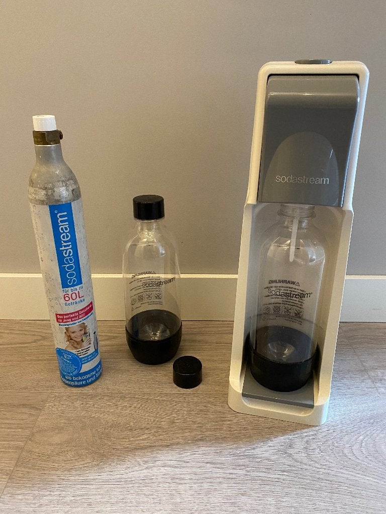 Te koop: Sodastream met toebehoren, Ophalen of Verzenden, Gebruikt