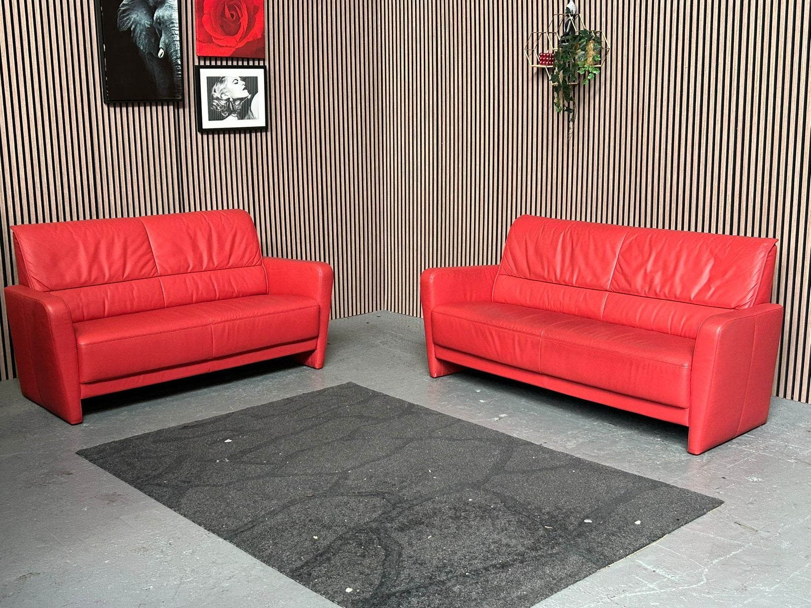 GRATIS LEVERING Set Leren Banken Rood GEREINIGD, Huis en Inrichting, 150 tot 200 cm, Hoekbank, Ophalen of Verzenden, Zo goed als nieuw