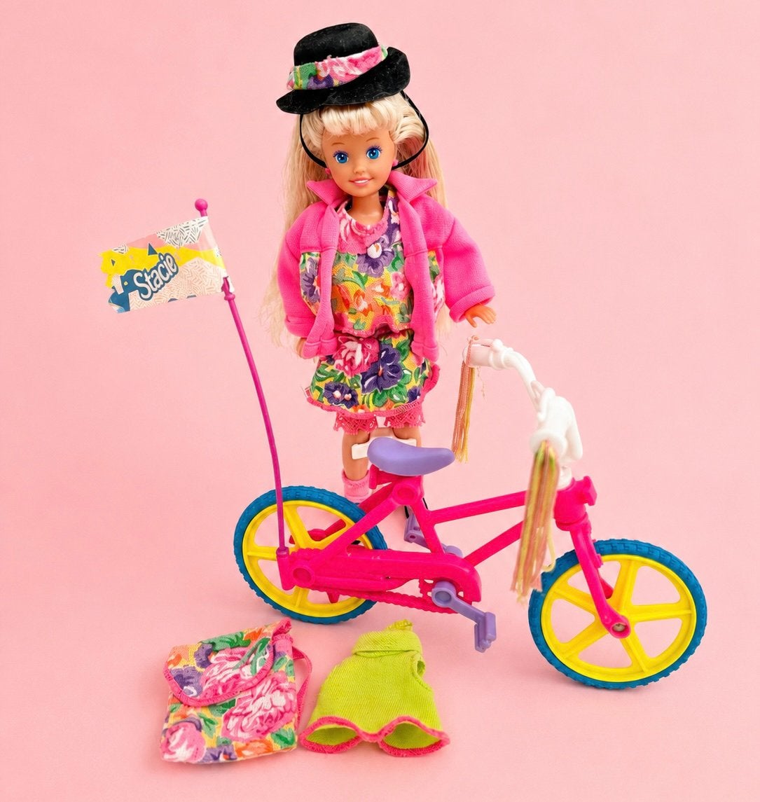 Mattel Stacie littlest Sister of barbie met fiets, Ophalen of Verzenden, Gebruikt, Barbie