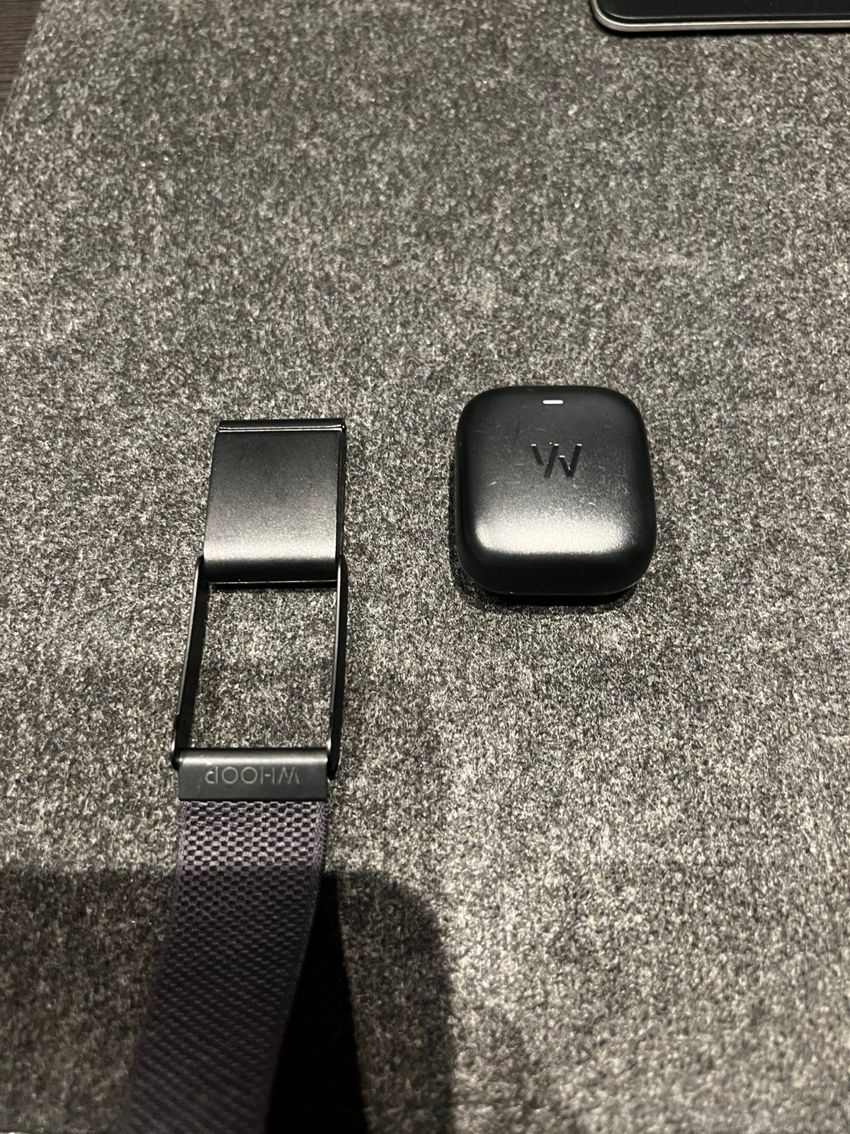 WHOOP 4.0 sensor - unused, with strap and charger, Ophalen, Zo goed als nieuw, Zwart, Android