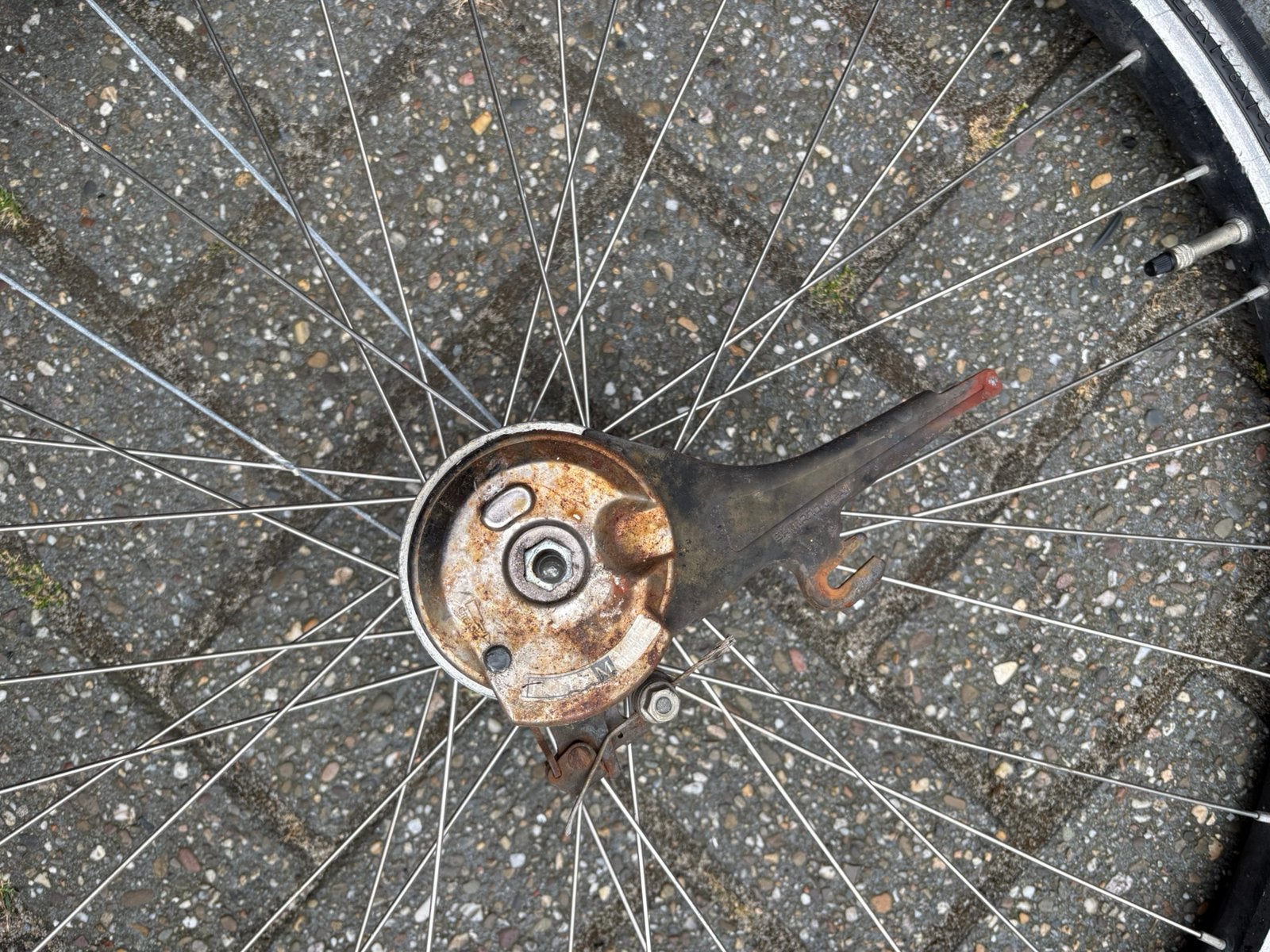 voorwiel 28 inch met rollerbrake, Ophalen, Gebruikt, Wiel