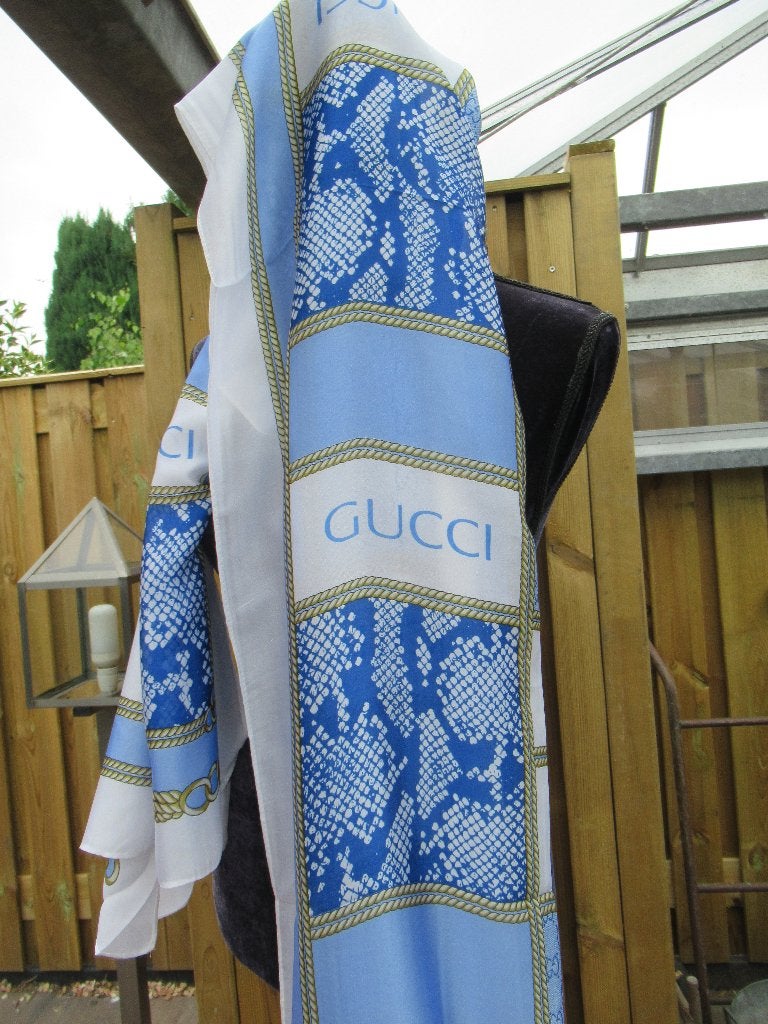 SHAWL in blauw/witte kleuren nieuw 100% zijde 1.80x90 cm, Ophalen of Verzenden, Nieuw, Maat 46/48 (XL) of groter, Sjaal