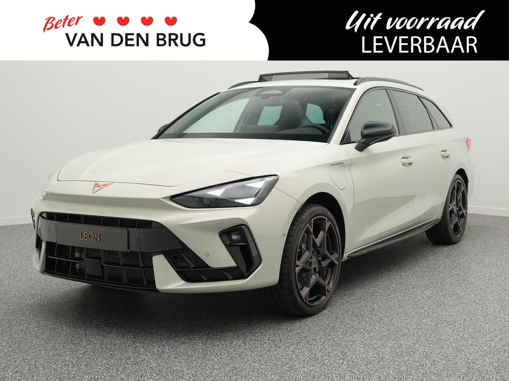CUPRA Leon Sportstourer 1.5 TSI e-Hybrid VZ 272PK | Panorama, Auto's, Cupra, 1498 cc, 4 cilinders, Alcantara, 26 kWh