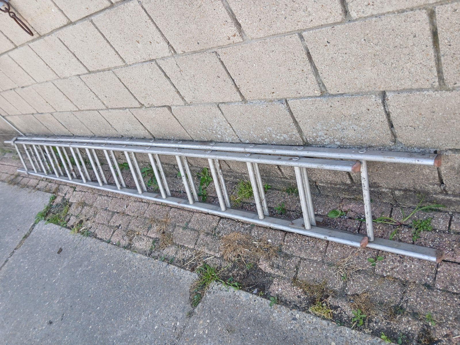 Aluminium ladder uitschuifladder, Ophalen of Verzenden, Gebruikt, 4 meter of meer