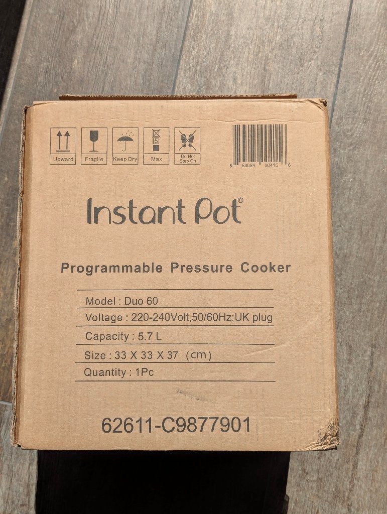 Instant Pot Duo 60 Programmable Pressure Cooker 6L Multicook, Huis en Inrichting, Ophalen of Verzenden, Gebruikt, Overige materialen