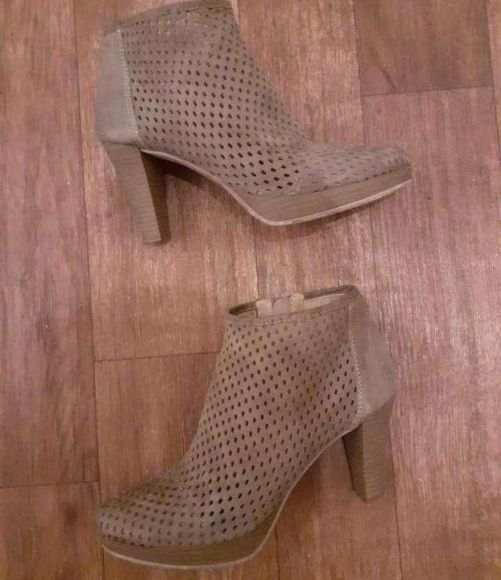Mooie leren CARMENS PADOVA zomer schoenen,maat 37,1x aangeha, Ophalen of Verzenden, Zo goed als nieuw, Zwart, Sneakers of Gympen