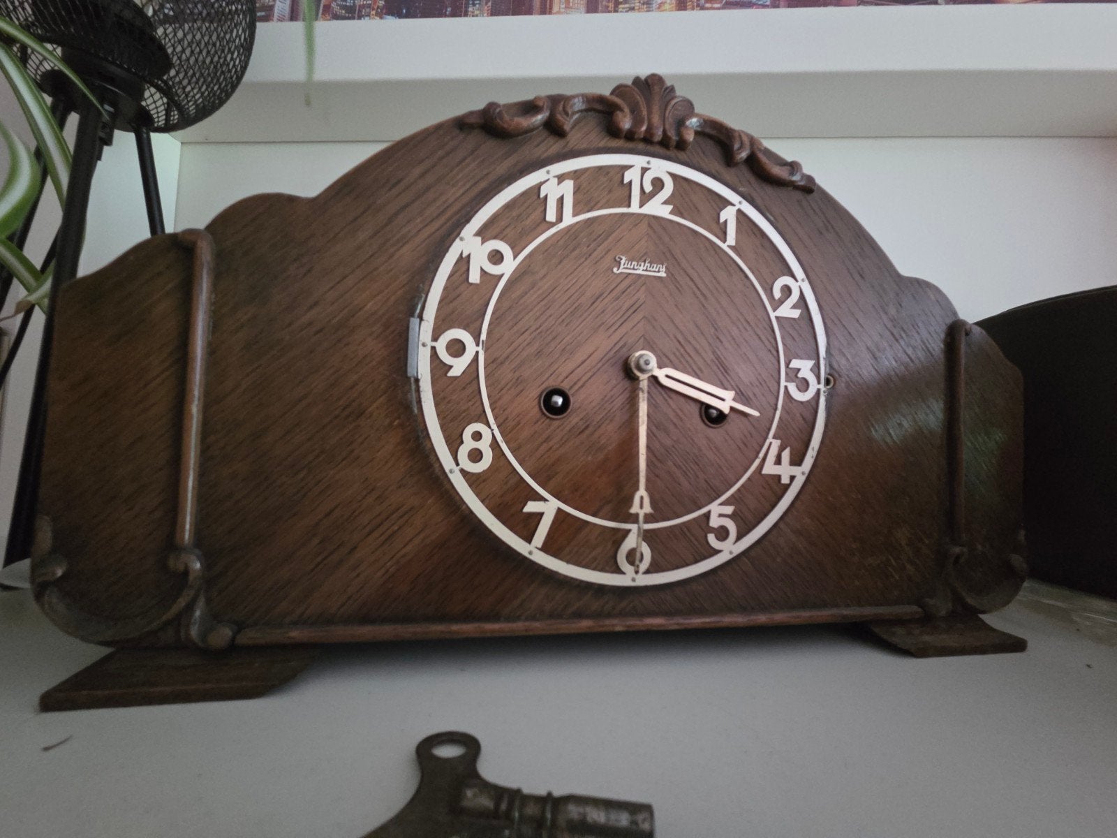Antieke Junghans tafelklok met opwindsleutel, Ophalen of Verzenden