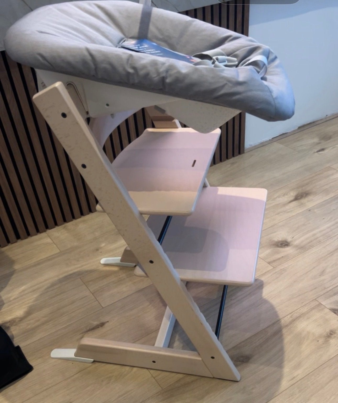 Stokke Tripp Trapp met Newborn Set, Peuterstoel & Gliders, Kinderen en Baby's, Kinderstoelen, Ophalen of Verzenden, Zo goed als nieuw