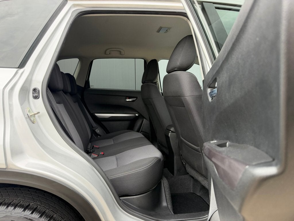 Foto 7 van Suzuki Vitara 1.4 Automaat BoosterJet Hybrid Select