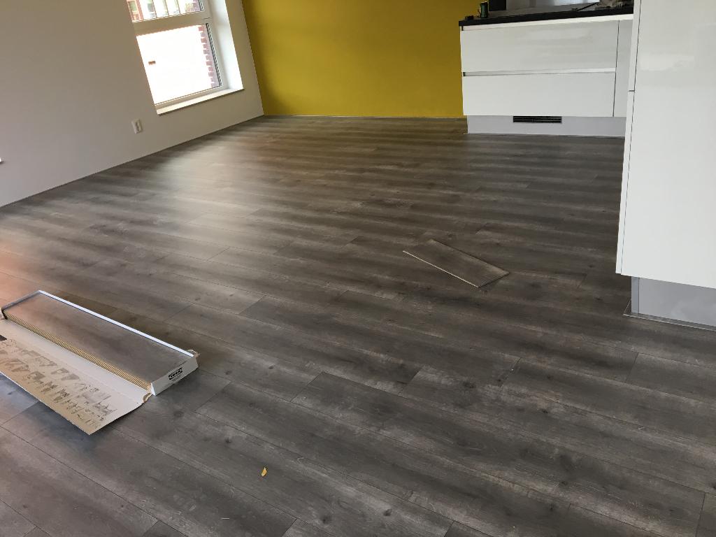 Laminaat Legger - Visgraat PVC, Crème, 75 m² of meer, Pvc laminaat visgraat legger montage xxl vloeren tegels, Nieuw