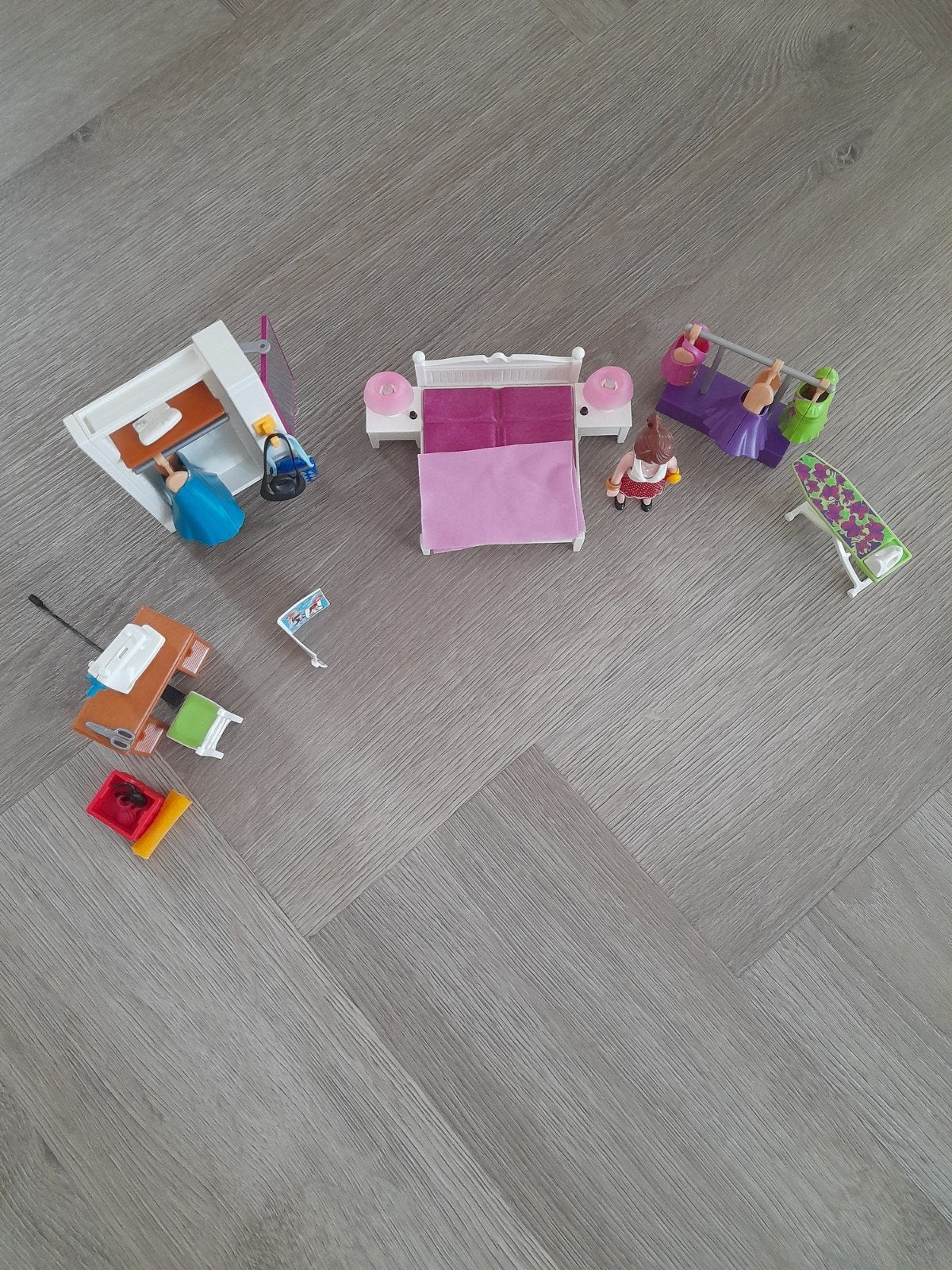 Playmobil Dollhouse slaapkamer met mode ontwerphoek, Ophalen, Zo goed als nieuw, Jongen of Meisje