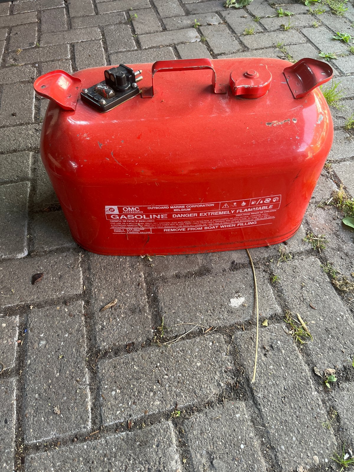 Rode OMC benzinetank met super benzine, Ophalen, Gebruikt, Motor en Techniek