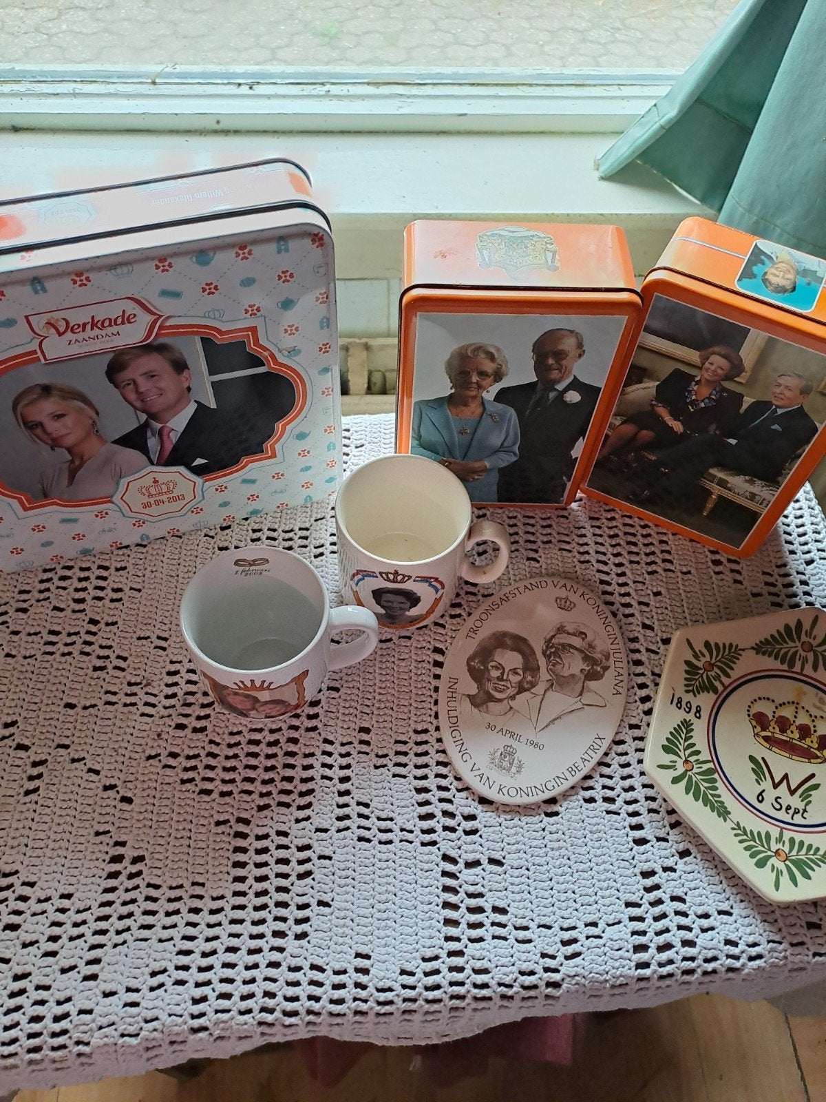 Koninklijk Oranje Memorabilia: Blikken, Mokken, Verzamelen, Ophalen of Verzenden, Gebruikt, Nederland, Overige typen