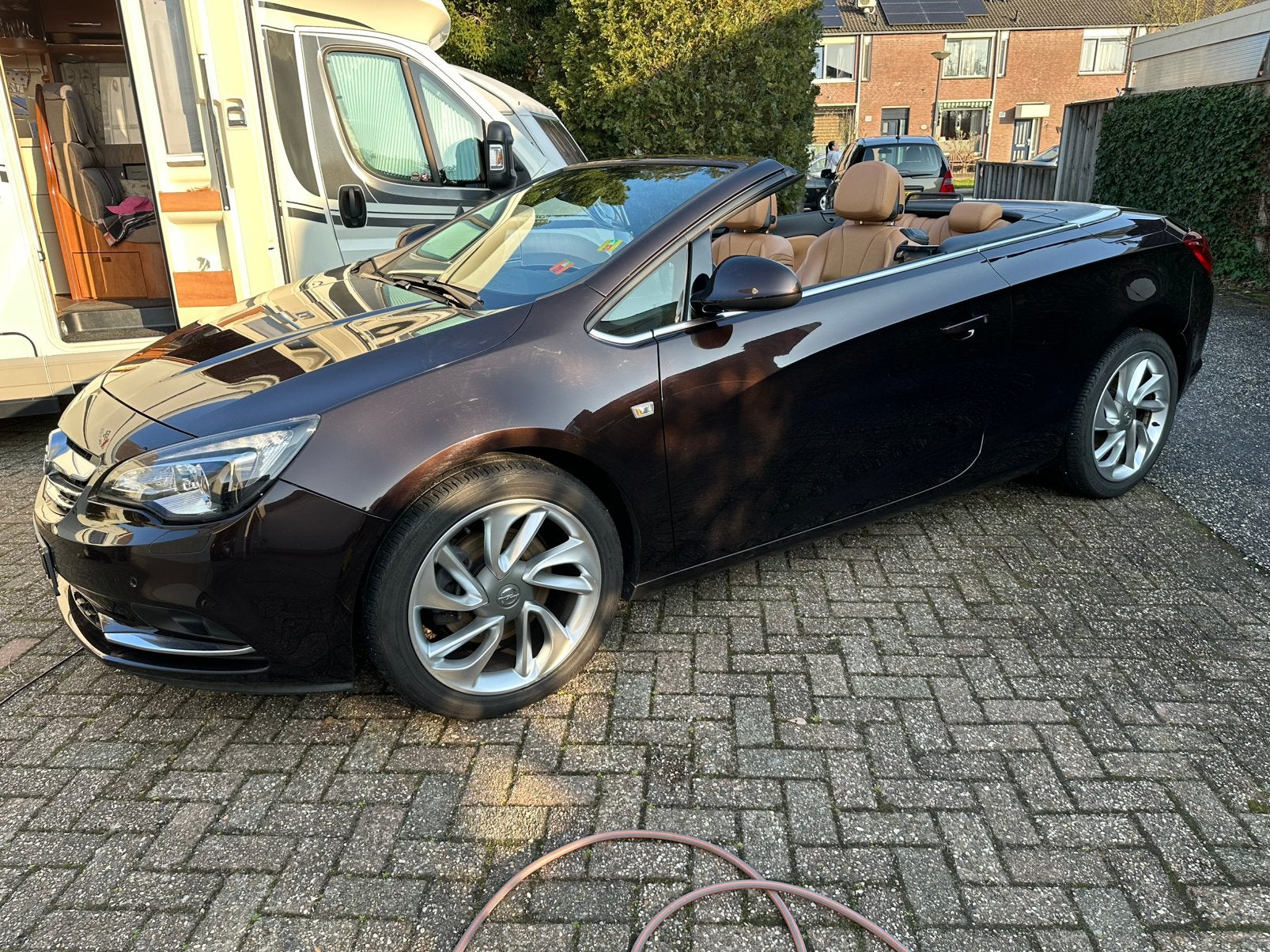 Opel Cascada 1.4 Turbo 103KW 2013 Bruin, Auto's, Voorwielaandrijving, Euro 5, 1250 kg, Beige