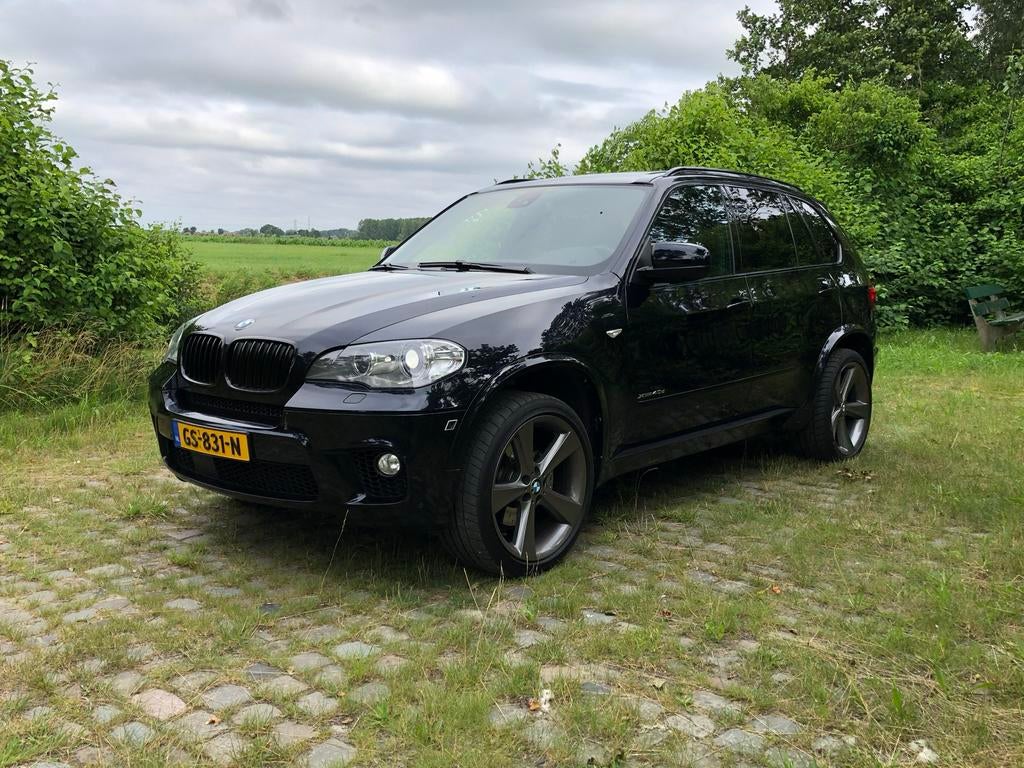 BMW X5 Xdrive 40D Aut8 2012 Zwart, Auto's, X5, 2993 cc, 255 €/maand, Zwart