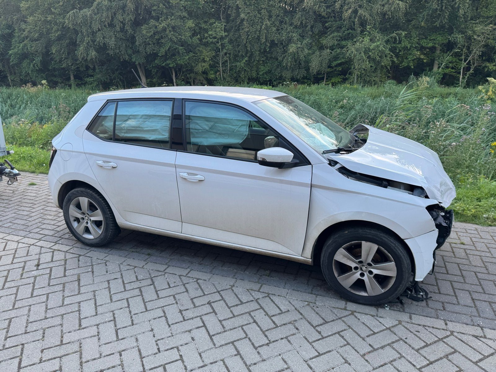Skoda Fabia 1.2 TSI 66KW 2016 Wit, Auto's, Skoda, 40 €/maand, 4 cilinders, Wit, Origineel Nederlands