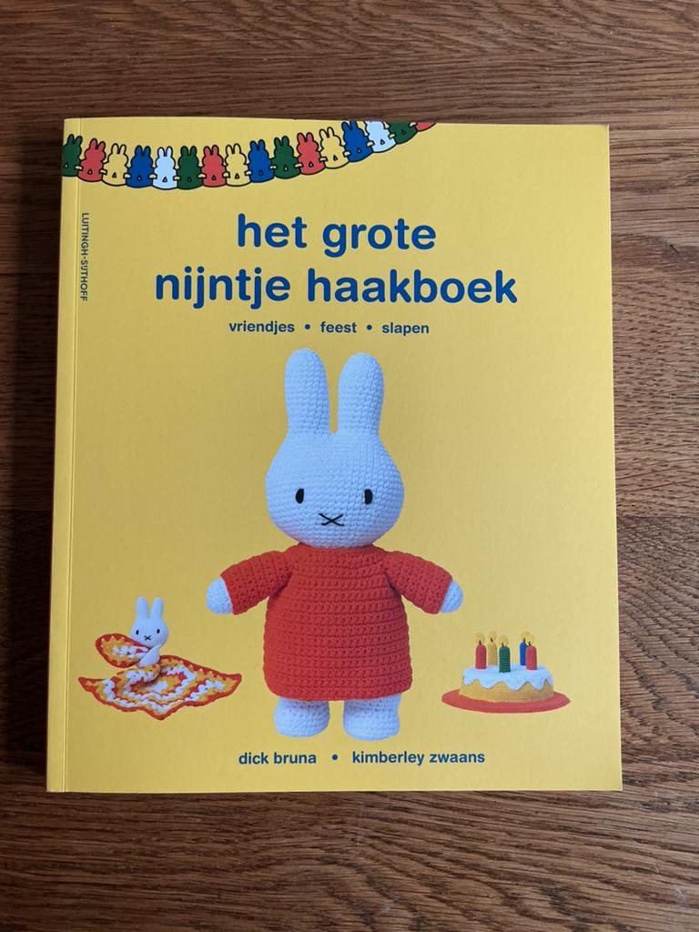 Kimberley Zwaans - het grote nijntje haakboek, Kimberley Zwaans; Dick Bruna, Nieuw, Ophalen, Breien en Haken