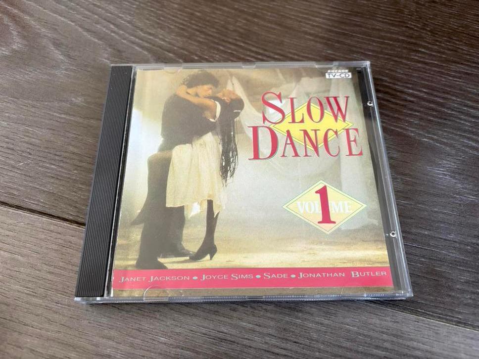 CD Slow Dance Volume 1 - Diverse Artiesten, Ophalen of Verzenden, Zo goed als nieuw