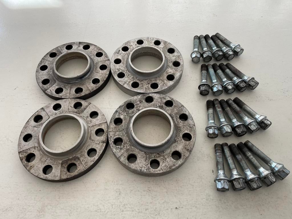 BMW wiel spacers E60 E61 met bouten, Ophalen of Verzenden, Gebruikt, BMW