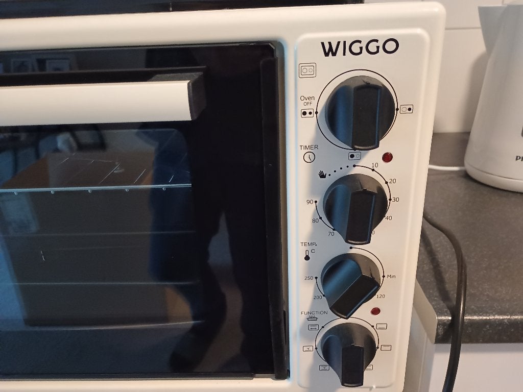 Wiggo oven, Witgoed en Apparatuur, Fornuizen, Ophalen, Minder dan 85 cm, 3 kookzones of minder, Zo goed als nieuw