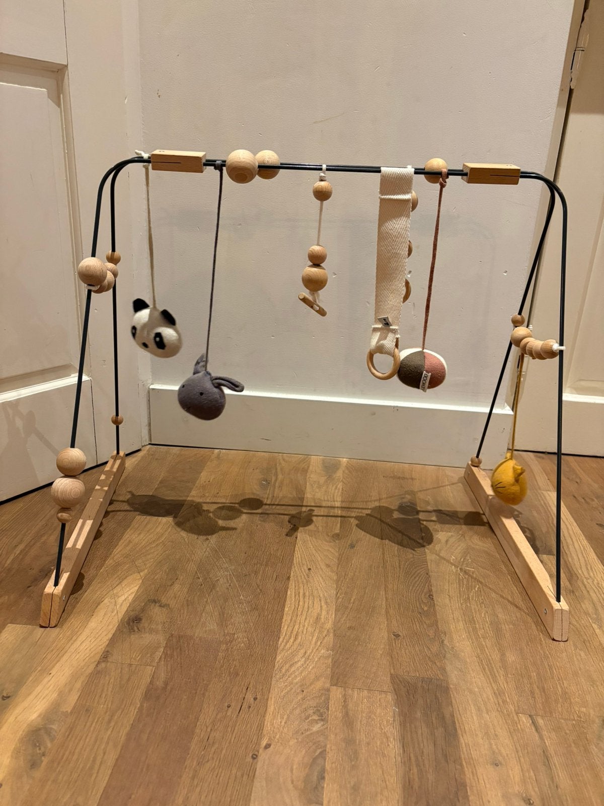 &me houten babygym + Liewood speeltjes | speelboog, Ophalen, Zo goed als nieuw, Babygym