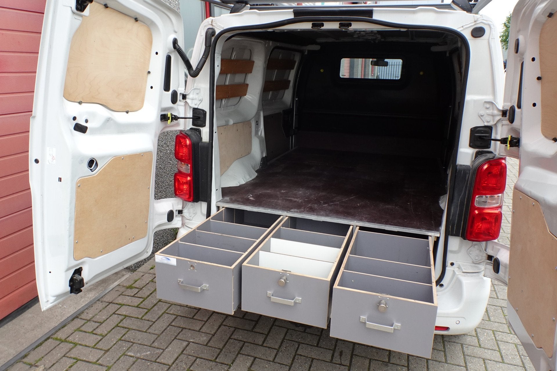 Citroën Jumpy 2.0 BlueHDI 120 M Club airco trekhaak imperia, Voorwielaandrijving, Dealer onderhouden, Stof, Gebruikt