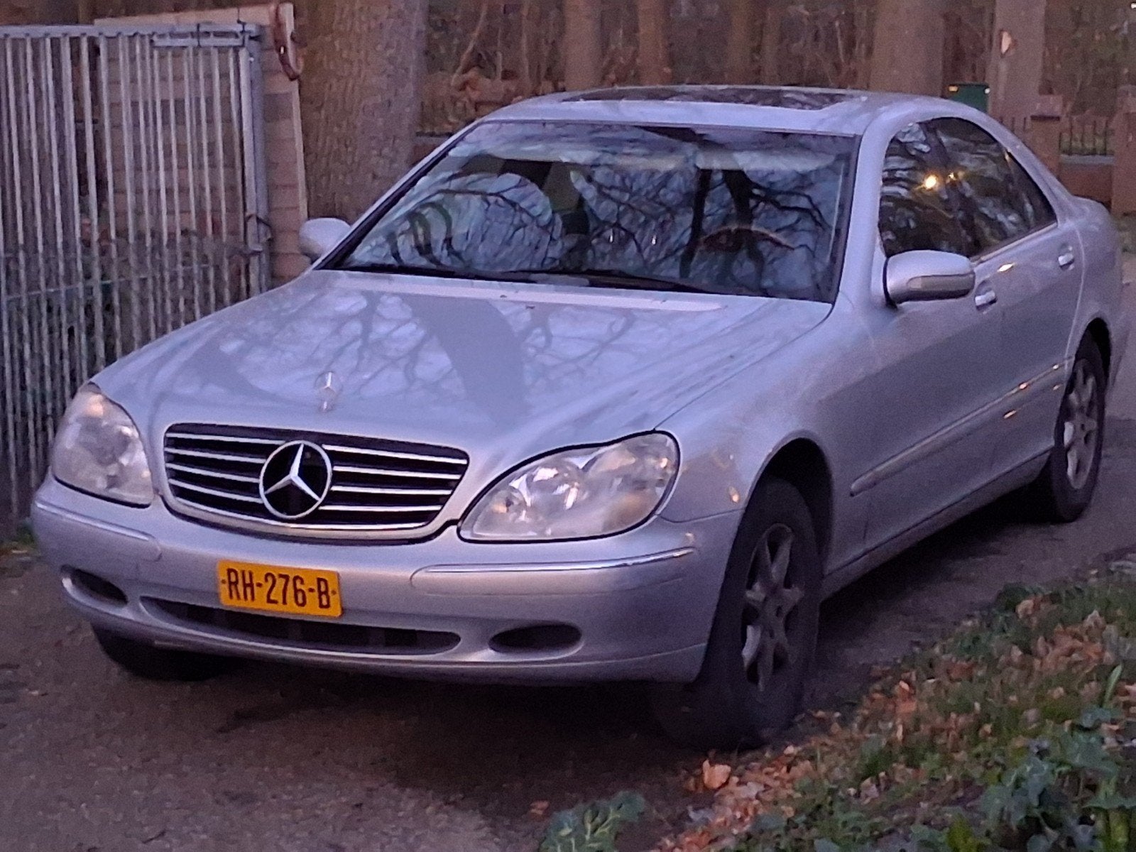 Mercedes-Benz Mercedes 1999 Grijs, Auto's, Automaat, 1670 kg, 3199 cc, Particulier