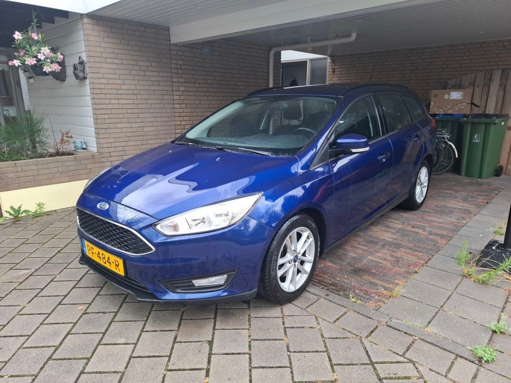 Ford Focus 1.0 Ecoboost 125pk 2017 Blauw, Auto's, Electronic Stability Program (ESP), Zwart, Blauw, Origineel Nederlands
