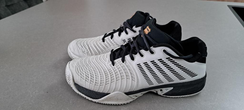 K-Swiss Padelschoenen Maat 42.5 - Wit/Zwart, Sport en Fitness, Padel, Ophalen of Verzenden