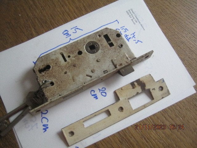 Sloten, Ophalen of Verzenden, Gebruikt, IJzer, Slot