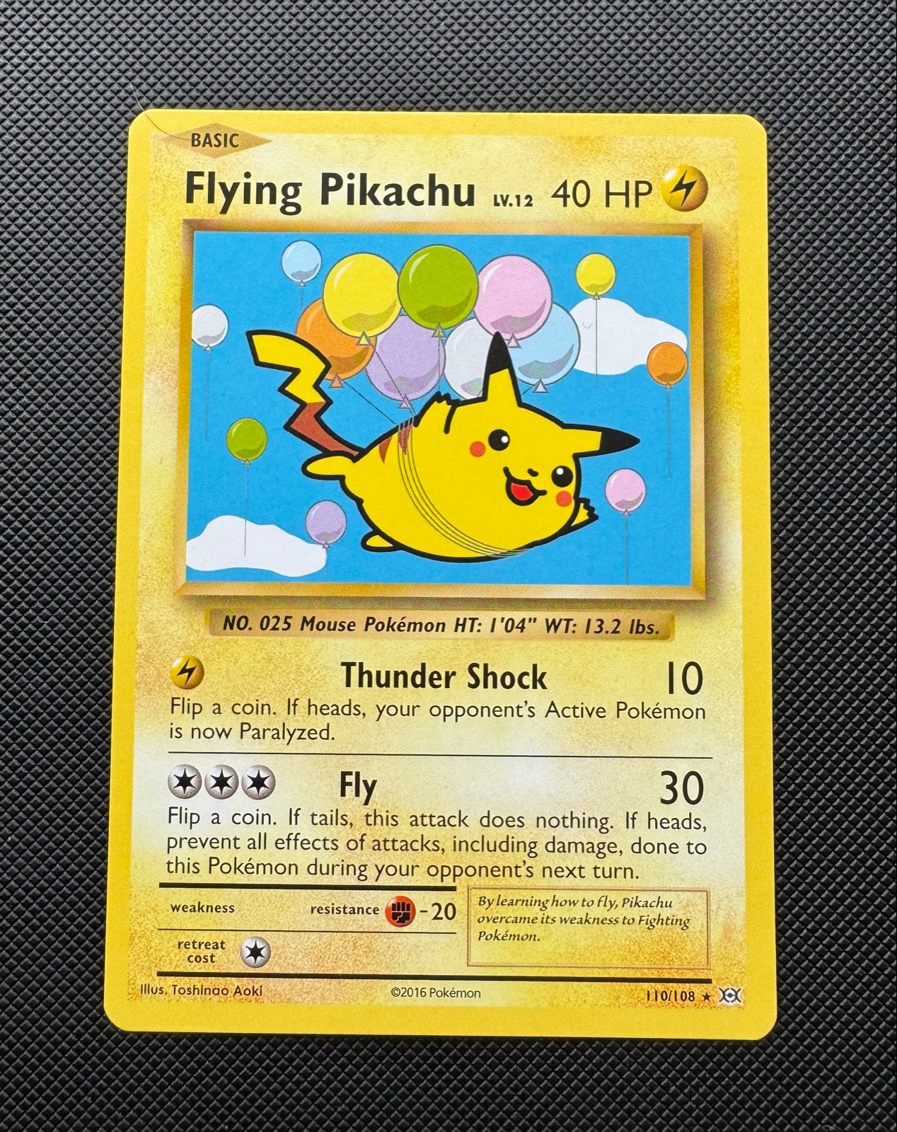 Flying Pikachu Pokémon Kaart (Basic, 40 HP), Ophalen of Verzenden, Gebruikt, Losse kaart