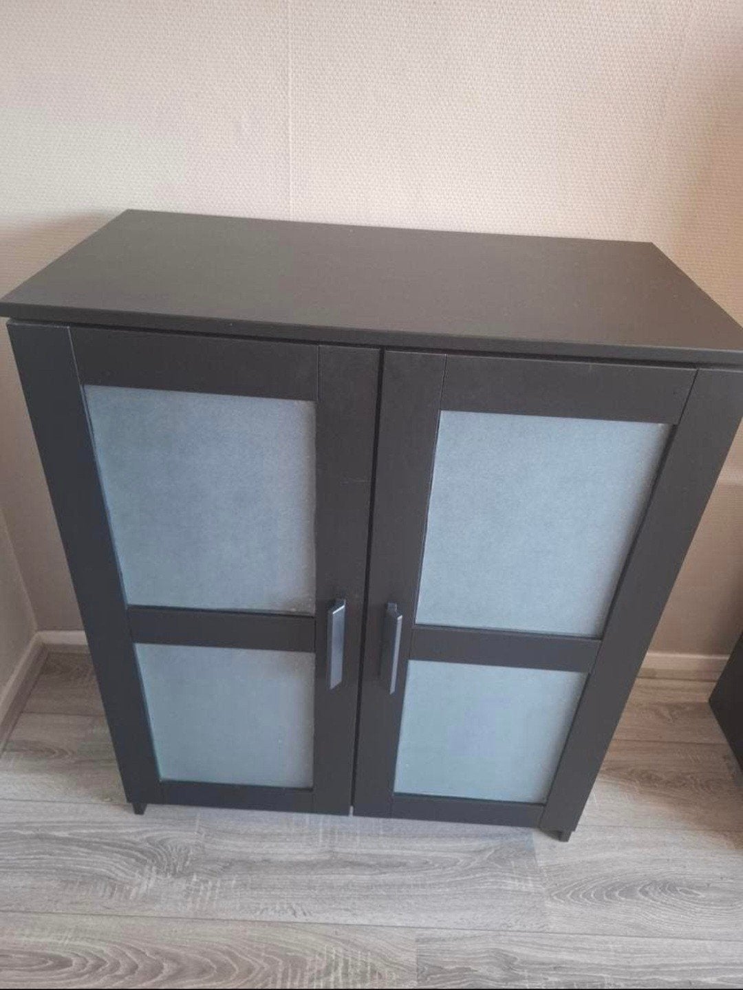 nette kast, Huis en Inrichting, Kasten | Dressoirs, Ophalen, Met deur(en), 50 tot 100 cm, Zo goed als nieuw