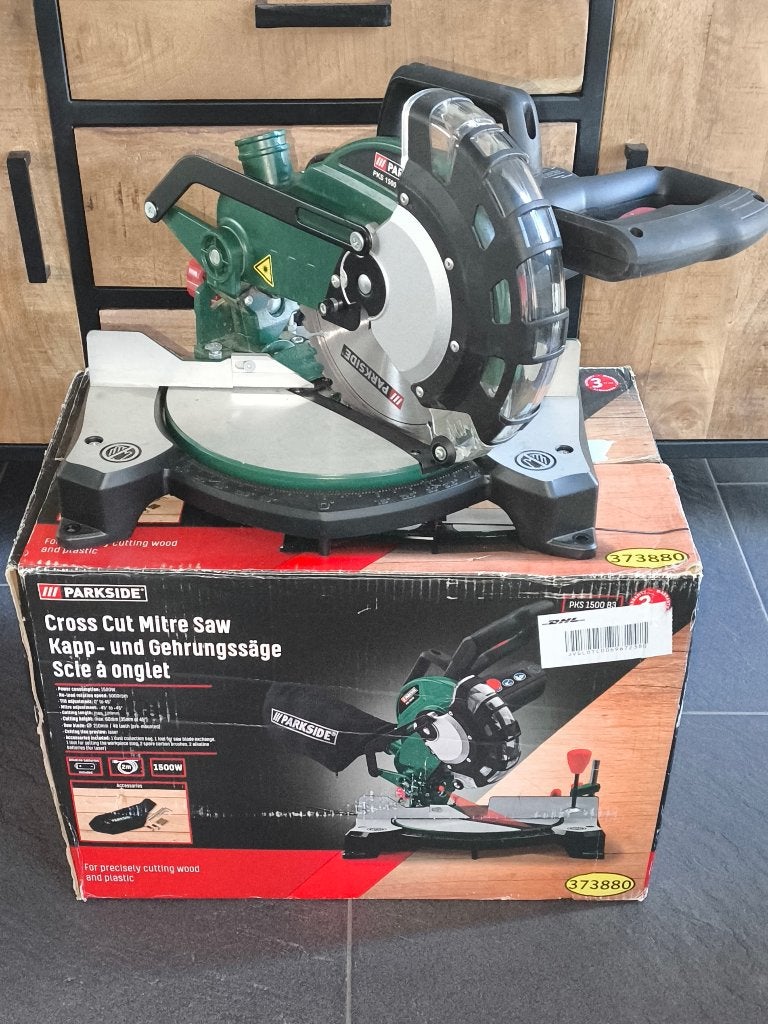 Parkside PKS 1500 B3 Kap- en Verstekzaag 1500 W ZGAN, 70 mm of meer, Ophalen of Verzenden, Afkortzaag, 1200 watt of meer