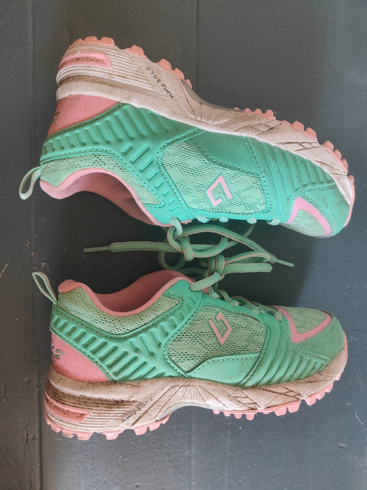 Brabo hardloopschoenen maat 32 - Groen/Roze - Gebruikt, Overige merken, Gebruikt, Hardloopschoenen, Ophalen of Verzenden