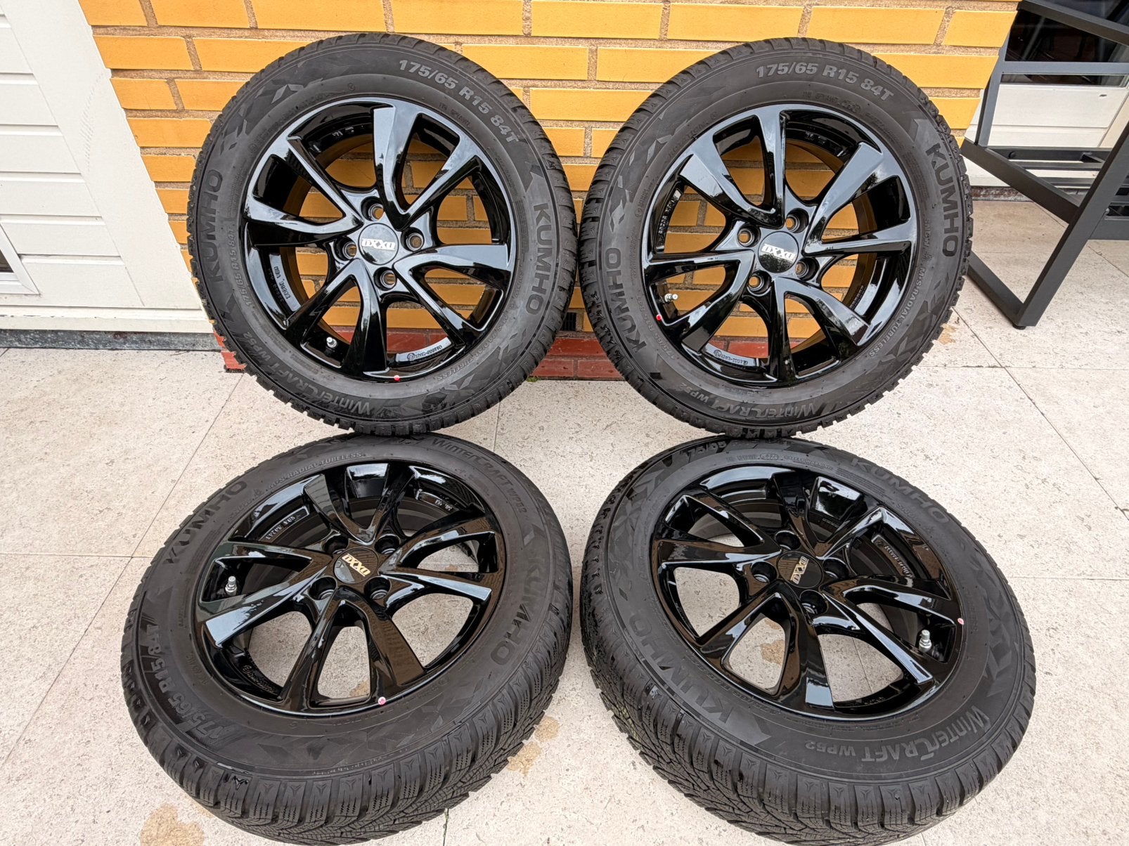 Suzuki Swift winterset 15” OXXO+Kumho-zeer nette staat ZGAN!, Ophalen, 15 inch, 175 mm, Banden en Velgen
