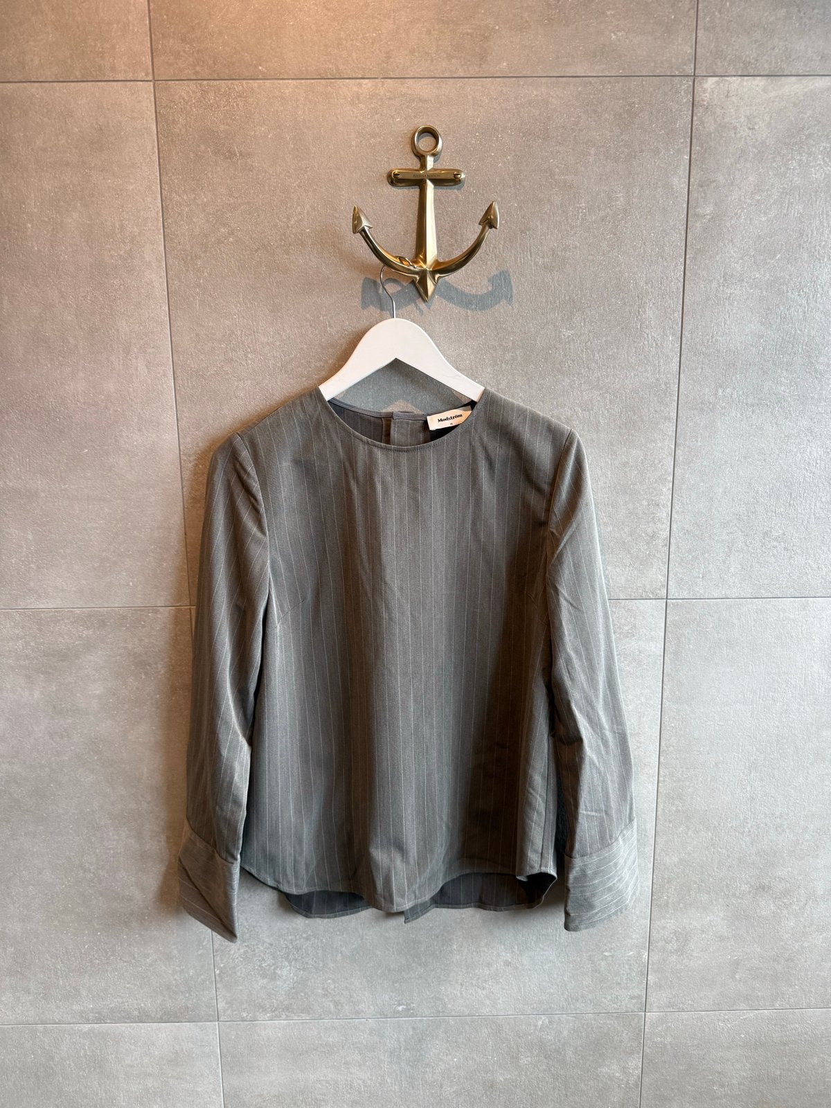 Modström gestreepte blouse maat XS, Kleding | Dames, Ophalen of Verzenden, Zo goed als nieuw, Maat 34 (XS) of kleiner, Grijs