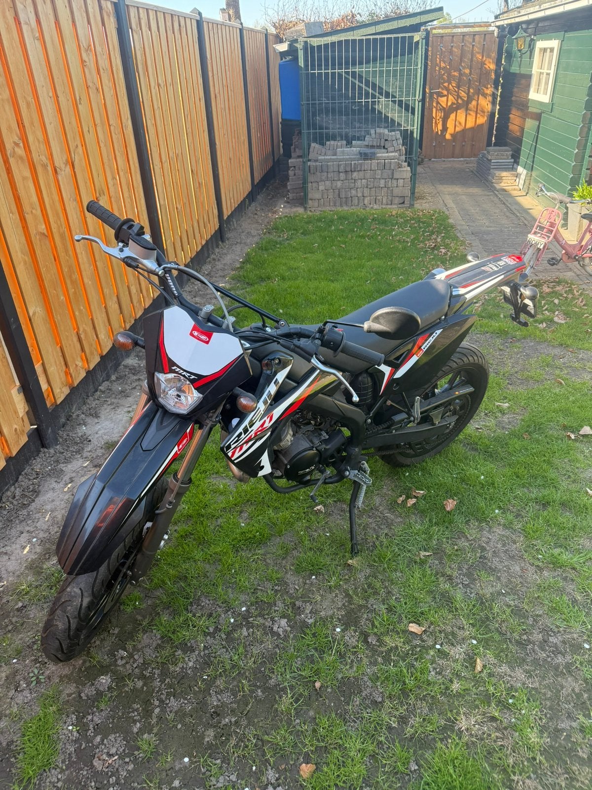 rieju mrt 50, Fietsen en Brommers, 6 versnellingen, Zo goed als nieuw, 50 cc, Ophalen