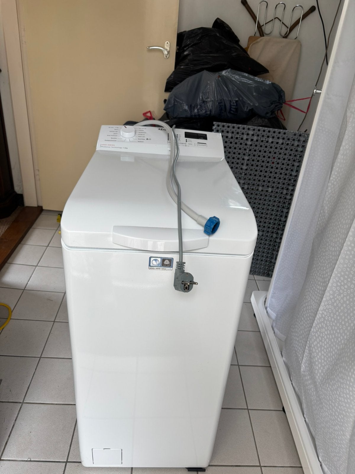 AEG bovenlader 6000 serie  1-6 kg, Witgoed en Apparatuur, Wasmachines, Ophalen, Zo goed als nieuw, 1200 tot 1600 toeren, 85 tot 90 cm