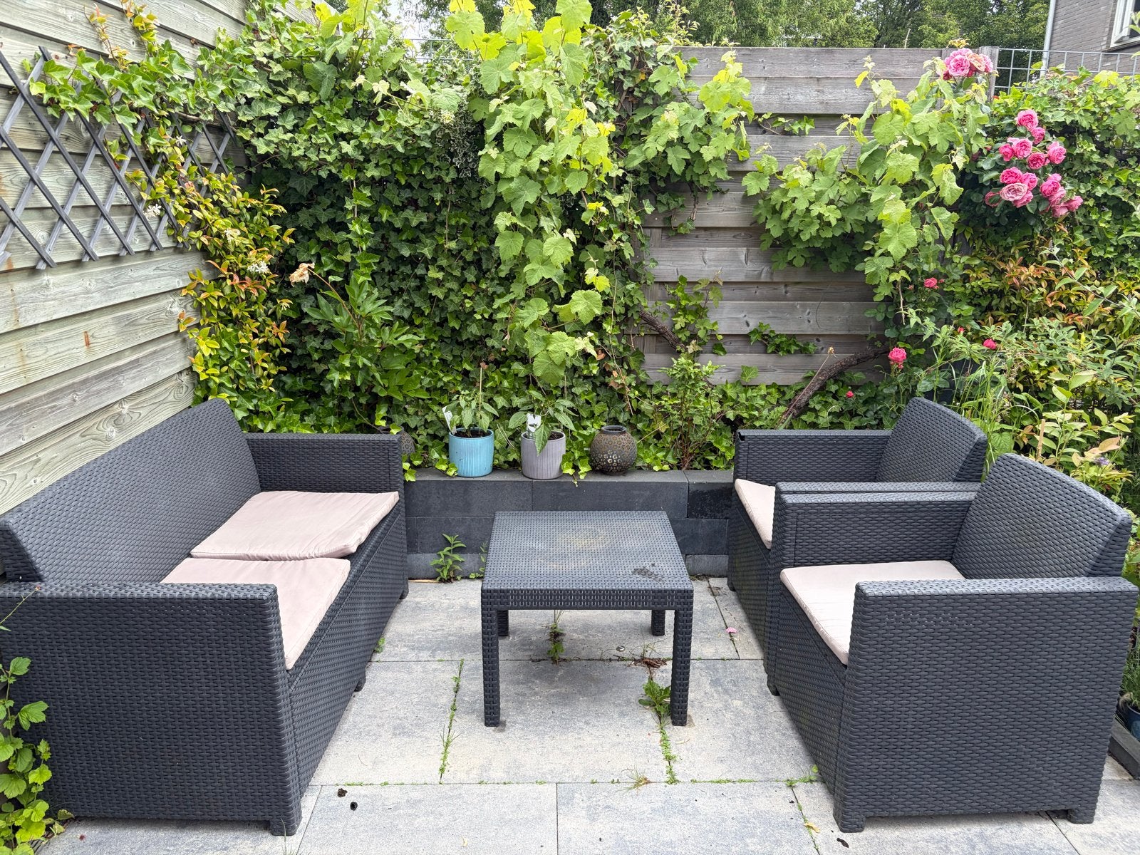 Loungeset met Bank, 2 Stoelen en Tafel, Ophalen, 4 zitplaatsen, Gebruikt, Loungeset