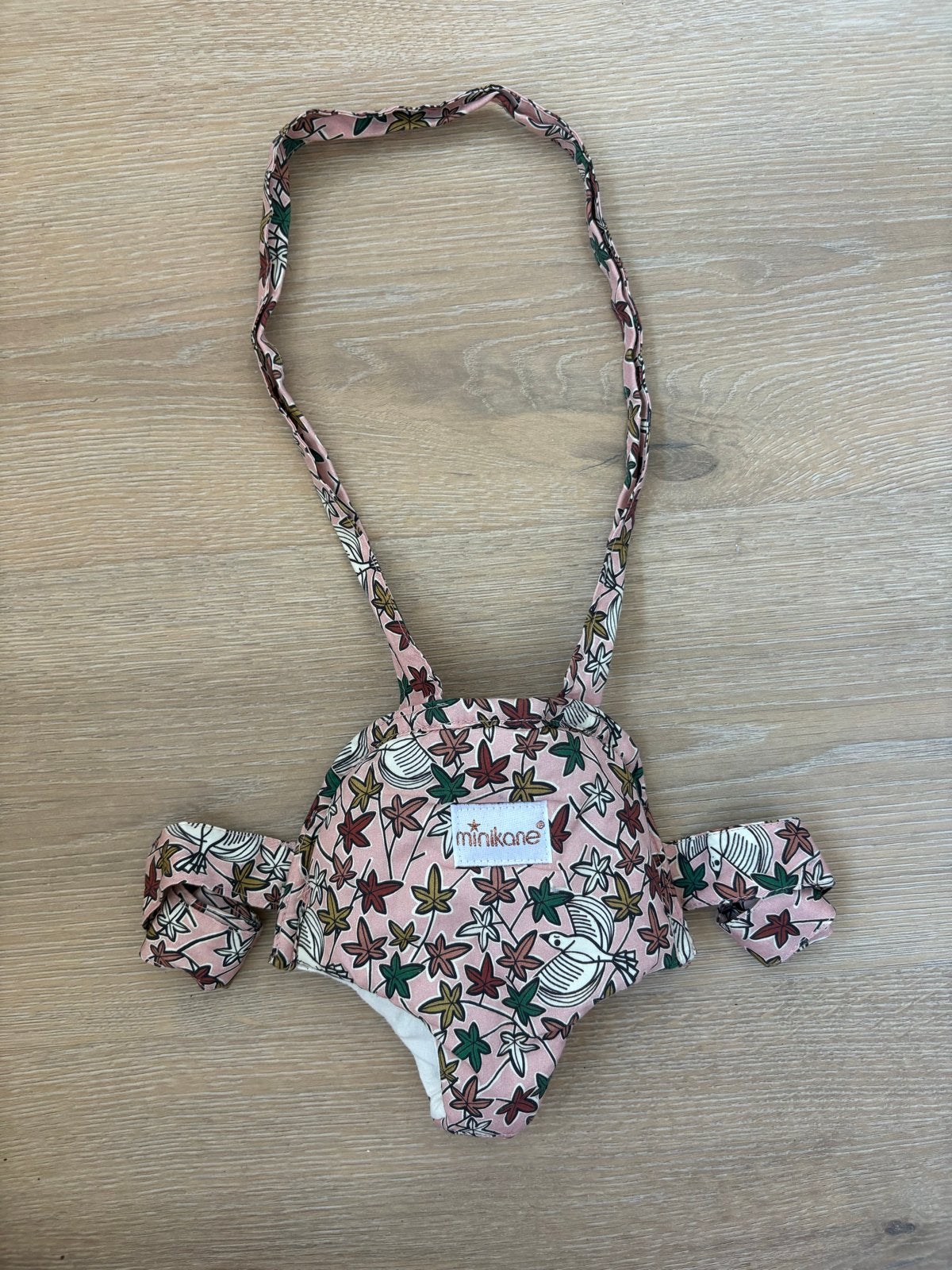 Minikane poppendrager Colomba print, Ophalen, Zo goed als nieuw, Babypop
