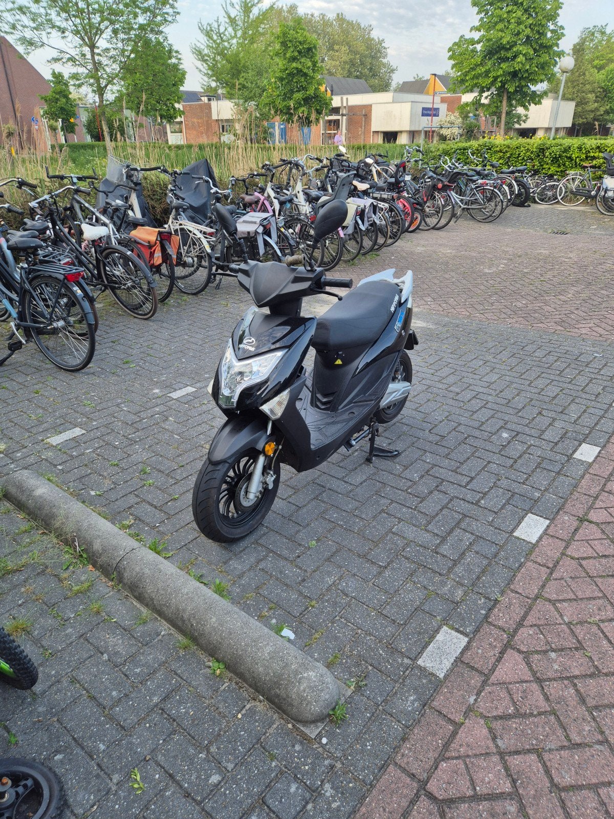Nipponia E-Rex Elektrische Scooter - Zwart, Fietsen en Brommers, Snorfietsen en Snorscooters, Ophalen of Verzenden, Gebruikt, Elektrisch