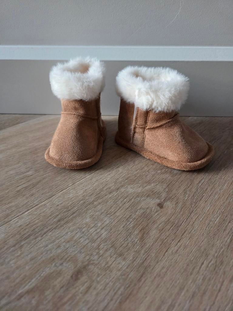 Baby Uggs Laarsjes met Klittenbandsluiting, Kinderen en Baby's, Jongetje of Meisje, Laarsjes, Nieuw, Ophalen of Verzenden